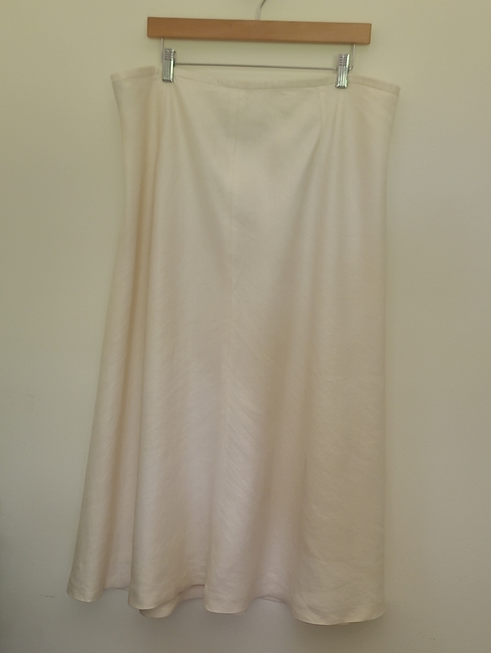 Talbots Skirt Size 18 Cream